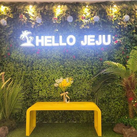Jeju Parkside Tourist Hotel מראה חיצוני תמונה