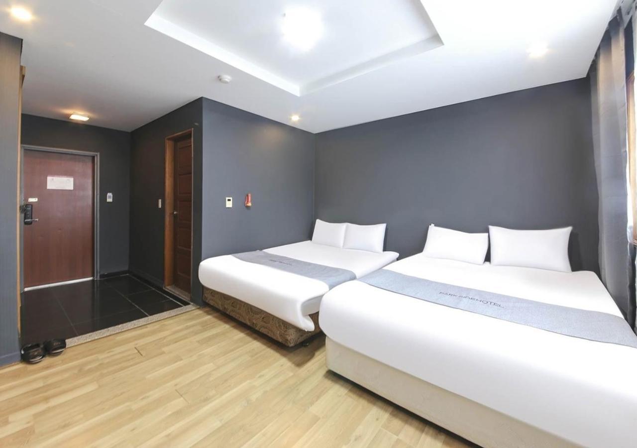 Jeju Parkside Tourist Hotel מראה חיצוני תמונה