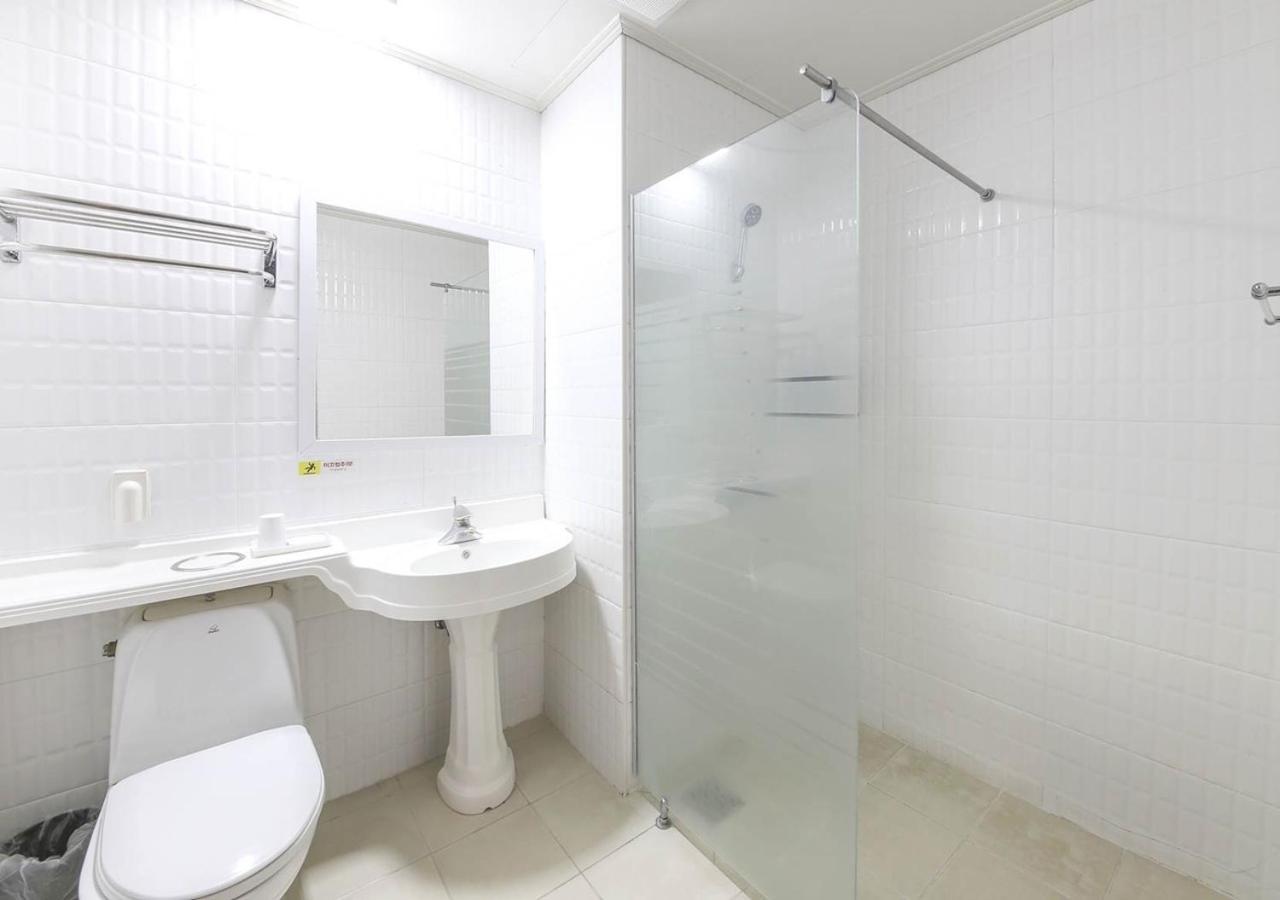 Jeju Parkside Tourist Hotel מראה חיצוני תמונה